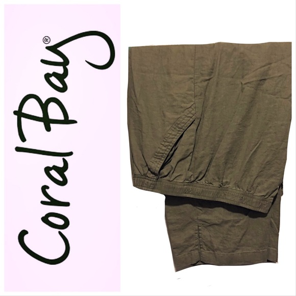 DONATED Pants-Linen Blend, Cropped with side slits - Picture 1 of 8